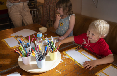 25_Kikeriki_2022_c_dotdotdot