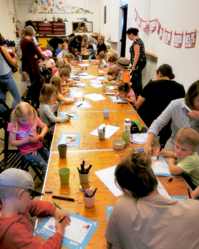 Kikeriki_Kinder_Kurzfilm_Festival_2025_Mitmalfilm-Workshop_c_dotdotdot_02